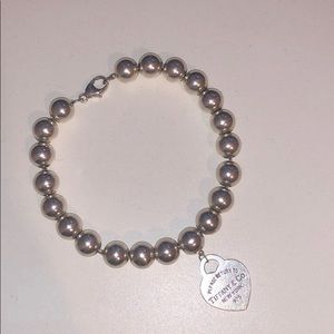 Return to Tiffany & Co. heart bracelet